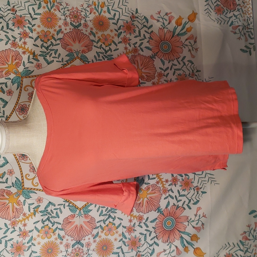 Elbow sleeve top